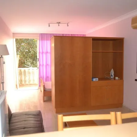 דירה 28, Profiti Ilias Str, Studio לימסול