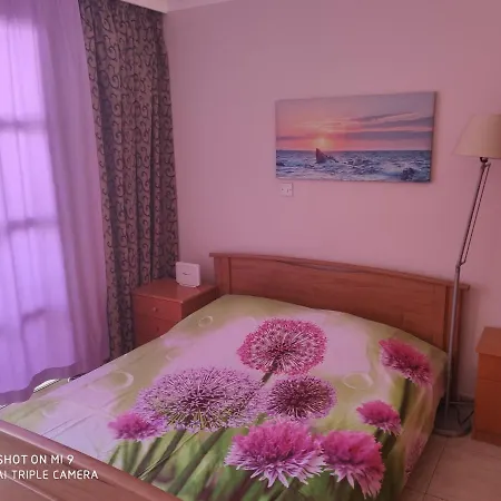 28, Profiti Ilias Str, Studio דירה *